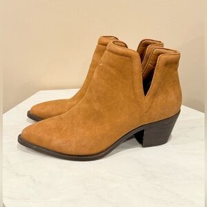 🔥American Eagle Tan Suede Ankle Boots Sz 6 🔥